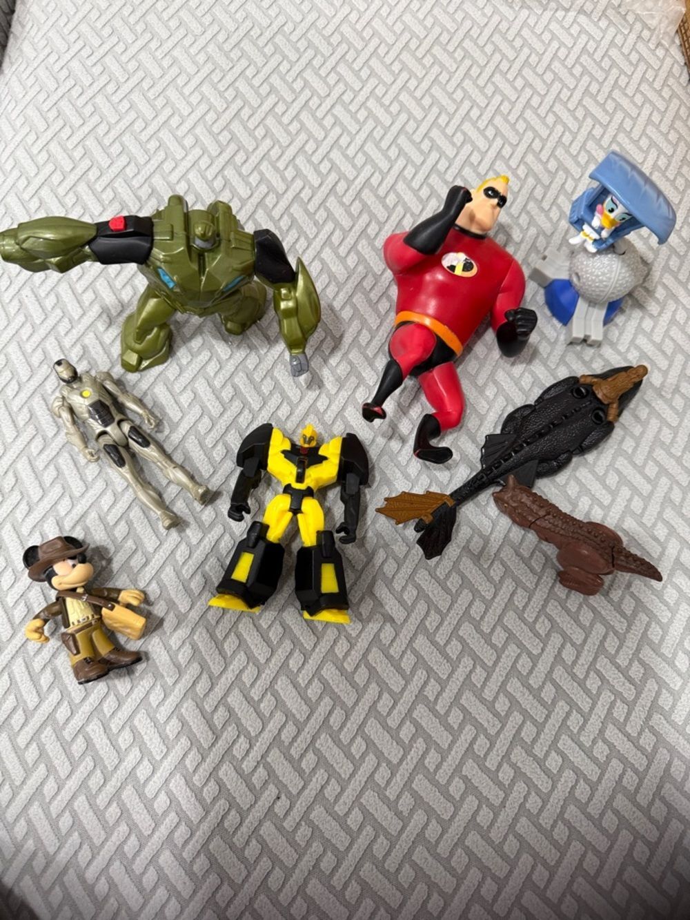 Mixed Kids Action Figure Toy Lot - Disney Happy Meal Transformers Characters 8pc